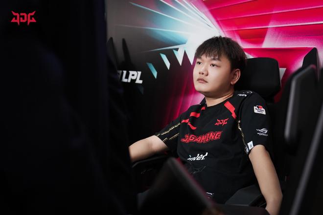 体育直击CBA：山东西王大胜北京北控 豪取四连胜