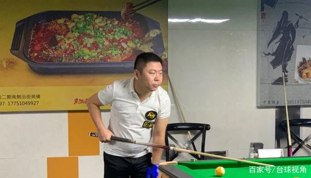 现出惊人的 现出惊人的