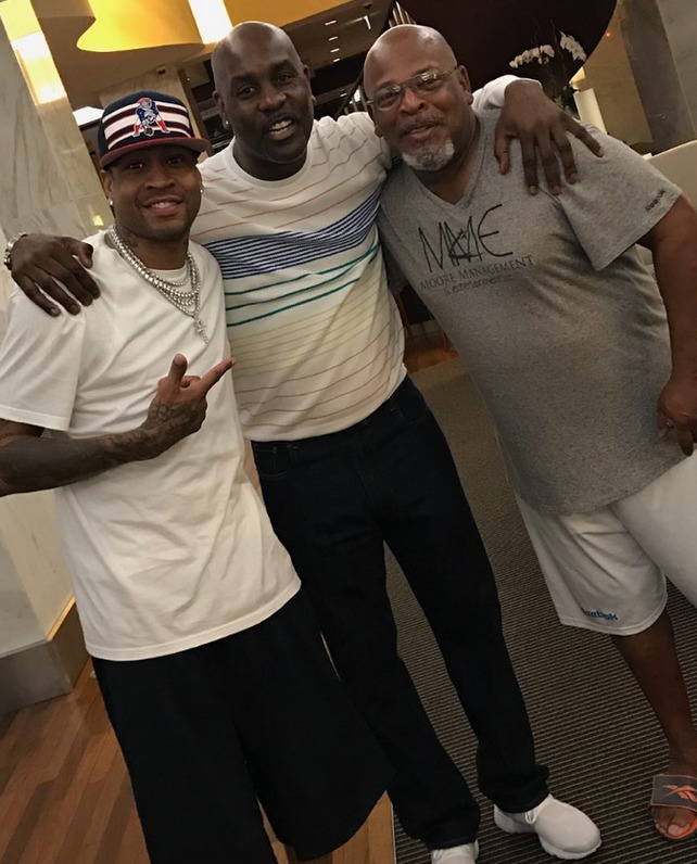 是一位近期 是一位近期