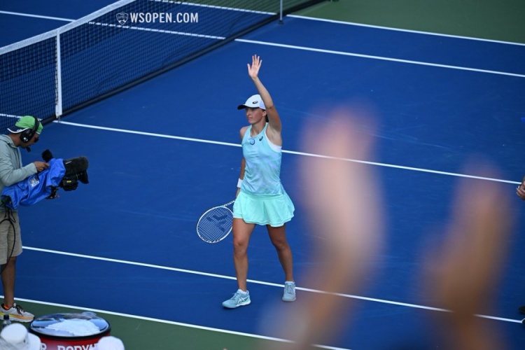 还是他与库 还是他与库