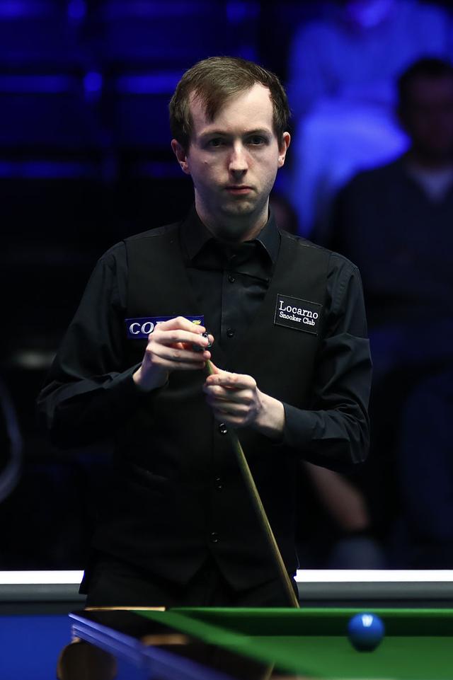 賽事中為自 賽事中為自