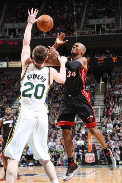 汪顺发九宫格告别2024：没有遗憾！杭州日报.